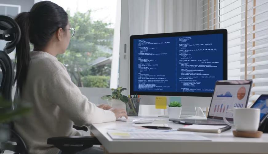 阿鲁科尔沁旗企业数字化解决方案：机器学习赋能商业模式升级的核心路径